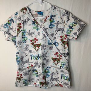 Scrub H.Q. Women’s White Peace Love Joy Short Sleeve Two Pocket Scrub Shirt. S
